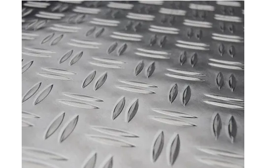 SPORTLID STYLE HD+ PER D-MAX 2017- X/C 4