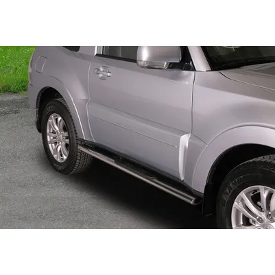 MITSUBISHI PAJERO DAL 2015 Stainless Steel Side Steps Steel Running Boards Arrigoni4x4