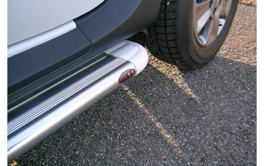 ALU RUNNING BOARD S50 WHITE 2