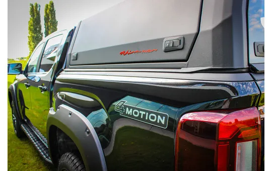 HARDTOP RHINOMAN EXPEDITION 4