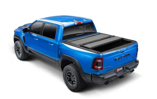 TRI-FOLD BAKFLIP MX4 PER RAM 1500 (19-22) 5,7FT CON RAMBOX 5