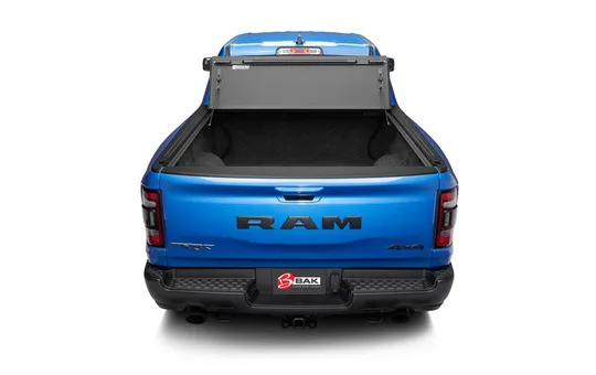 TRI-FOLD BAKFLIP MX4 PER RAM 1500 (19-22) 5,7FT CON RAMBOX 3