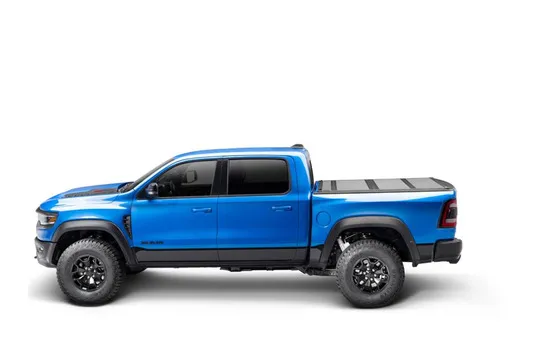 TRI-FOLD BAKFLIP MX4 PER RAM 1500 5,7 FT (19-22) 4