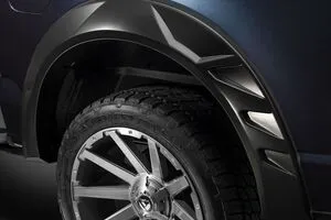 Parafanghini / fiancate / modanature