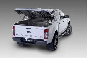 Rigid tonneau covers