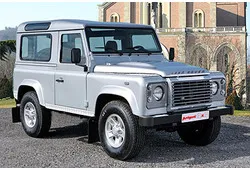 DEFENDER 90 DAL 1983 AL 2019